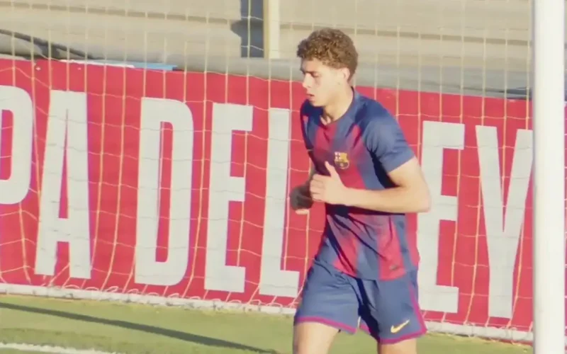 تفاصيل تشكيل شباب برشلونة أمام سي إف دام وموقف حمزة عبد الكريم